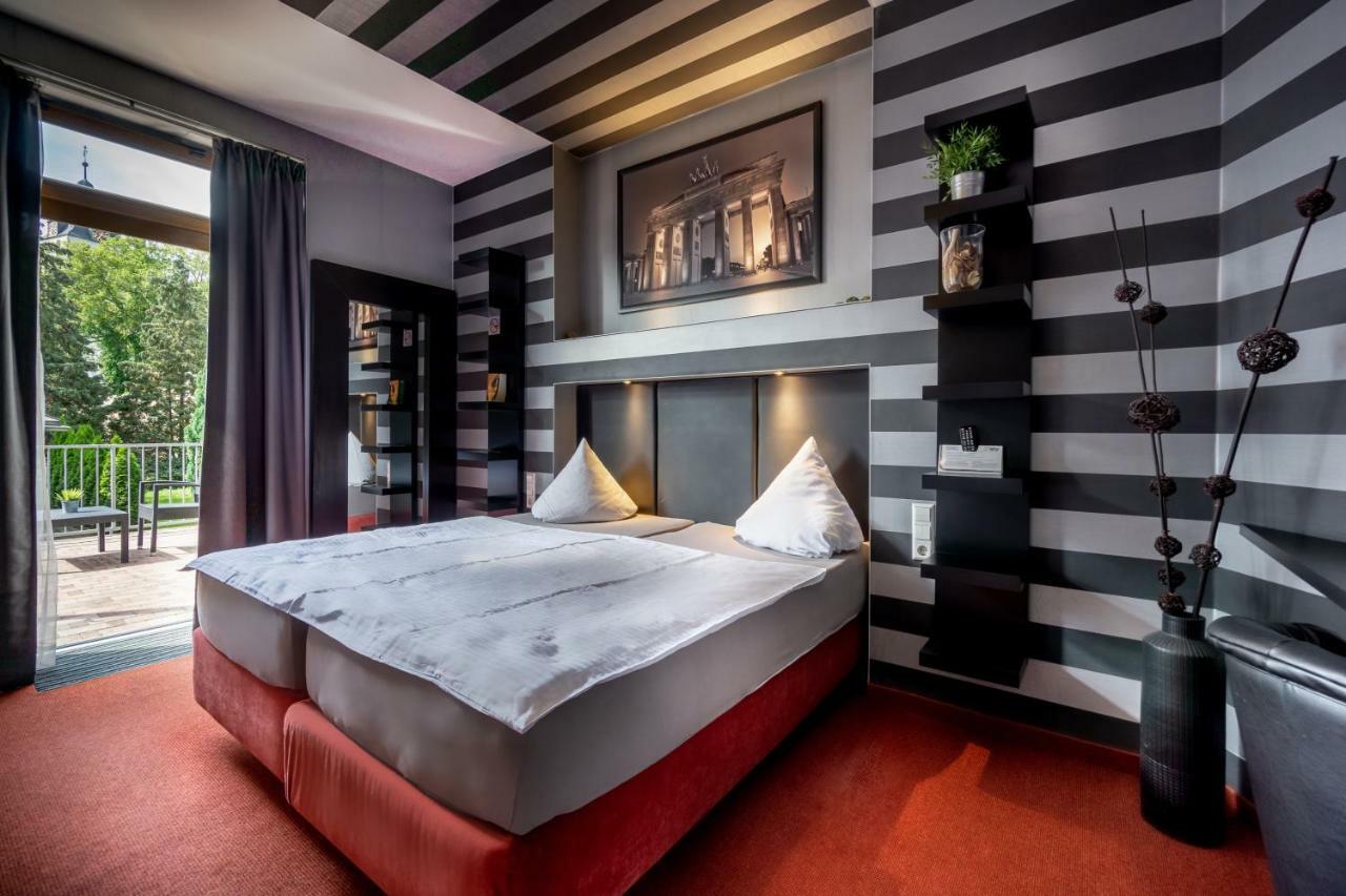 Sl'Otel - Das Stadthotel - Voll Klimatisiert Bernburg Kültér fotó