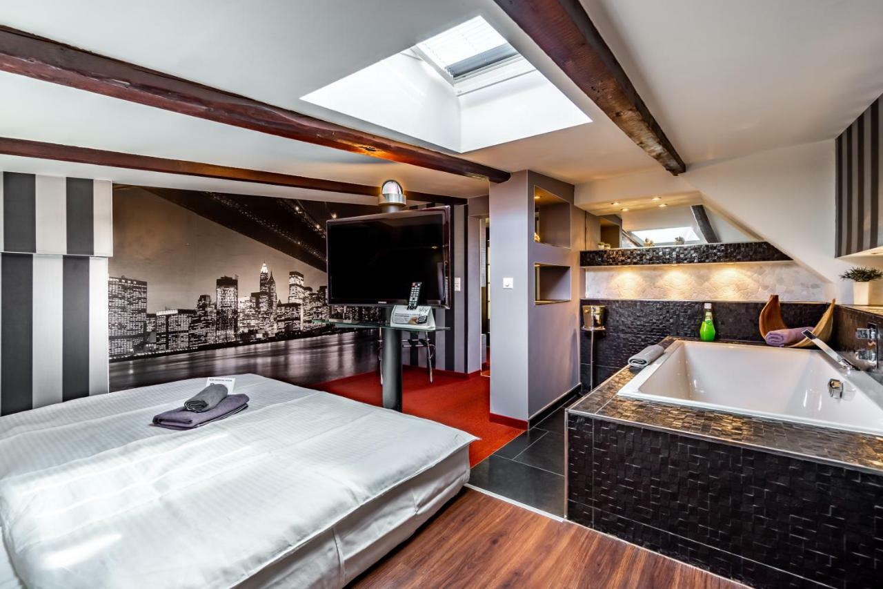 Sl'Otel - Das Stadthotel - Voll Klimatisiert Bernburg Kültér fotó